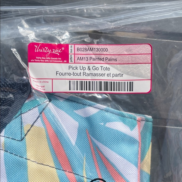 Thirty-One Pick Up & Go Tote Painted Plams - Picture 6 of 6